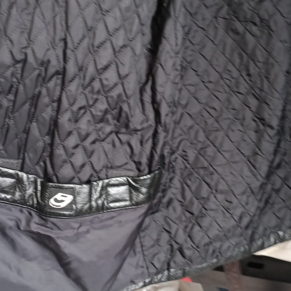 Leather jacket - Picture 2 of 3